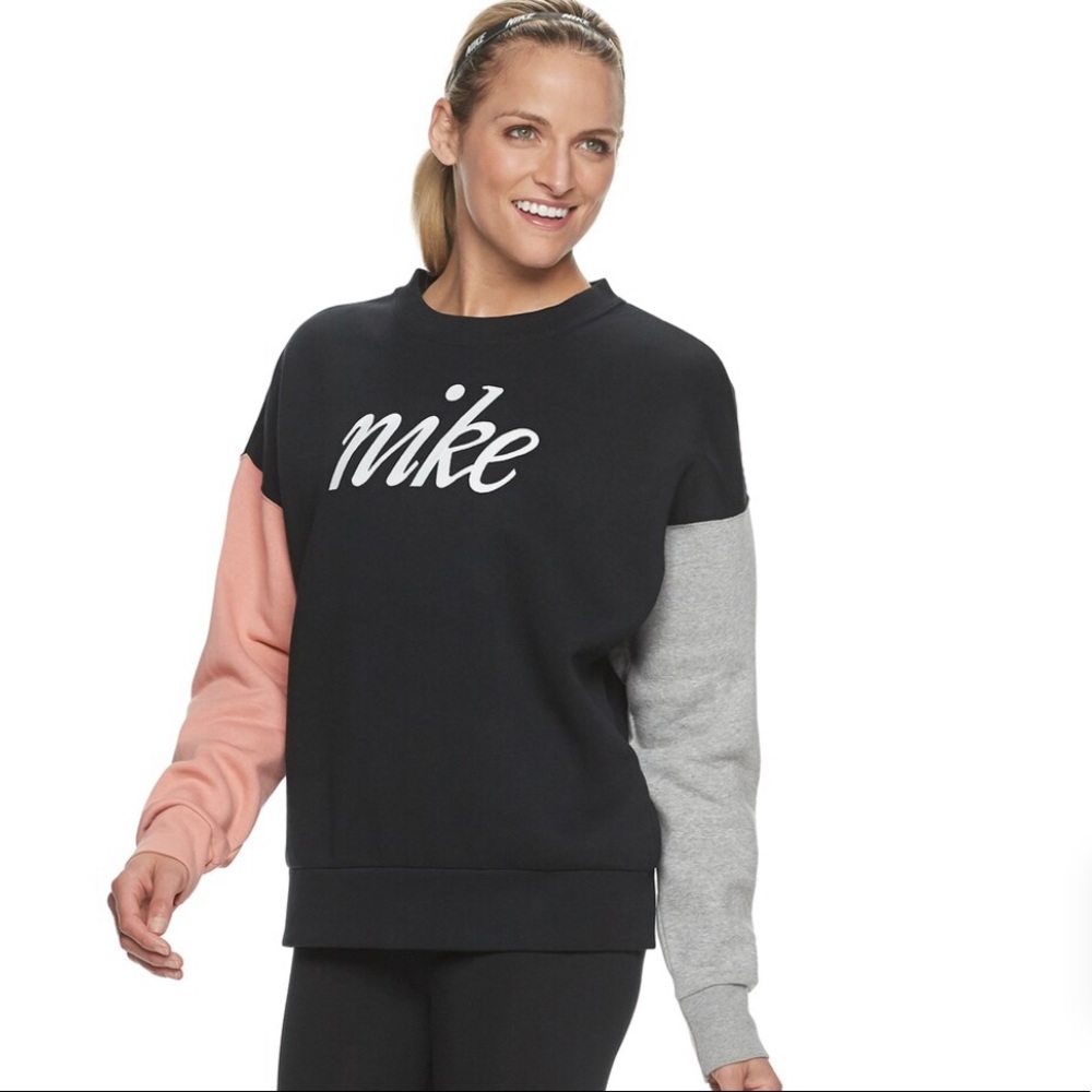 Nike sweatshirt NWT